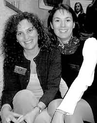 Isabel Viviani y Dolores Rom&aacute;n