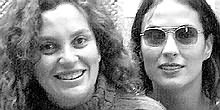 Isabel Viviani & Dolores Rom&aacute;n, organizadoras de La Galer&iacute;a.