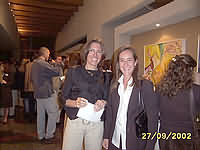 Josefina Err�zuriz y Jackie Pals. (32,911 bytes)