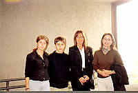 otograf&iacute;a:  Macarena Baeza, Benjam&iacute;n Lagos, Mar&iacute;a Eugenia P&eacute;rez de Lagos y Ver&oacute;nica Manterola de Lagos