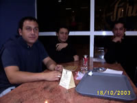 Eduardo Maradona, Samuel Berr�os, Jaime Espinoza (25kb)