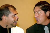 Luis Mart�nez e Iv�n Zamorano