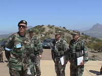 El Coronel Ram�rez junto a dos 