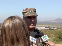 El General Salgado entrevistado por la prensa. (27kb)