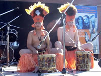 Grupo polin�sico del colegio Desiree 