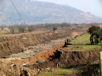 El camino a La Dehesa al sur del camino al fundo Chicureo. (52,038 bytes)