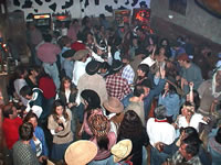 chicureo_establo_09.jpg (49kb)